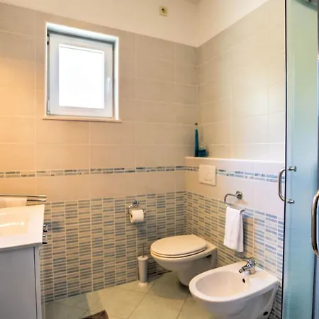 Wonderful With Sea View And Shared Pool - Comfort One Bedroom * Brseč