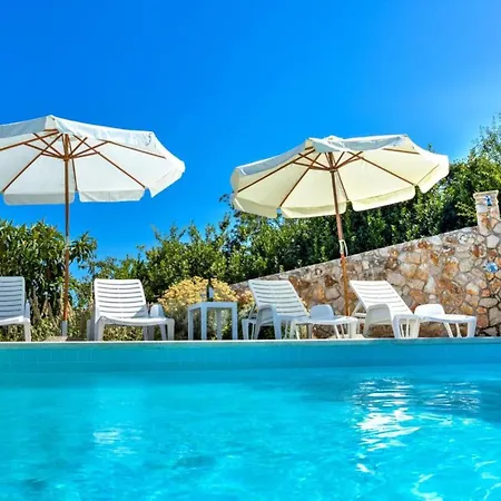 Wonderful With Sea View And Shared Pool - Comfort One Bedroom Lejlighed Brseč